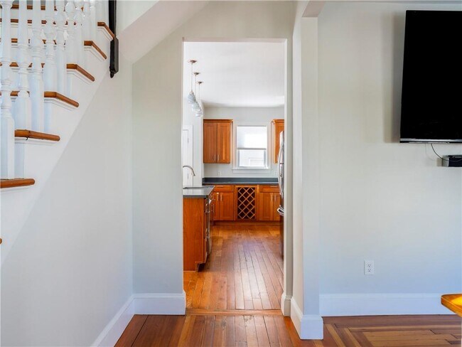 Building Photo - 11 Atlanrtic St