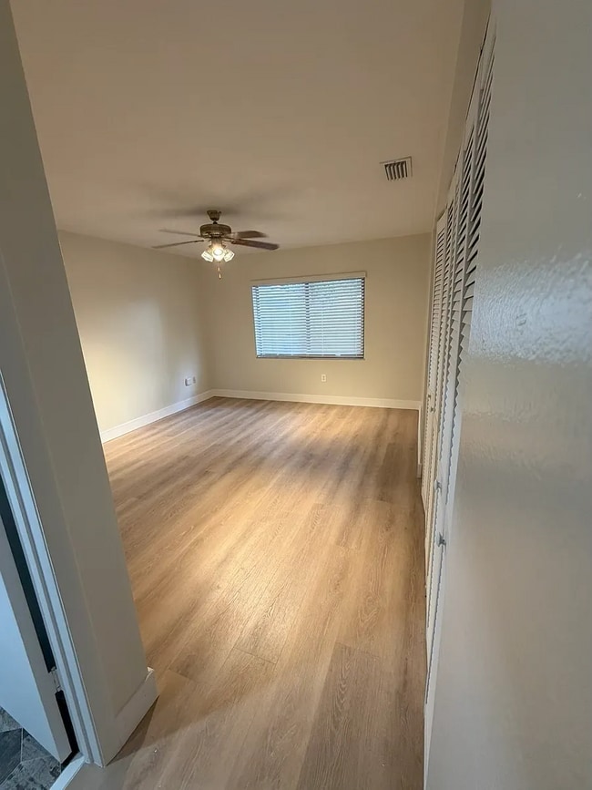 Building Photo - 4670 SW 143rd Ave