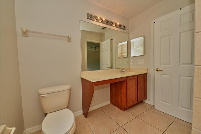 Building Photo - 2730 Retreat View Cir