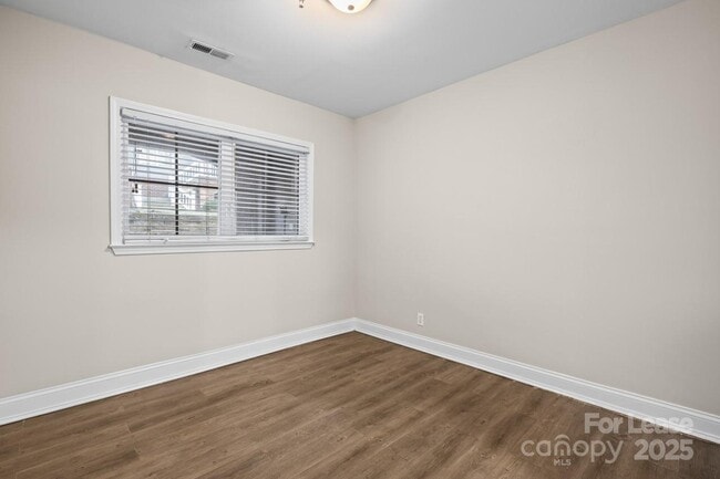 Building Photo - 853 Clarkson Mill Ct