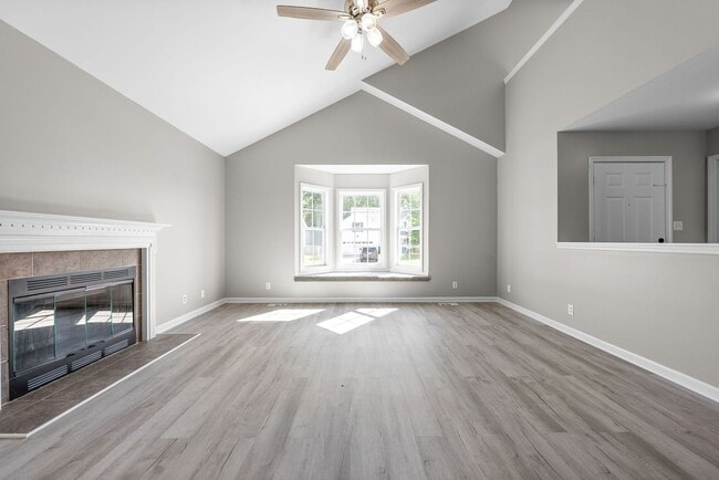 Building Photo - 3792 McAllister Dr