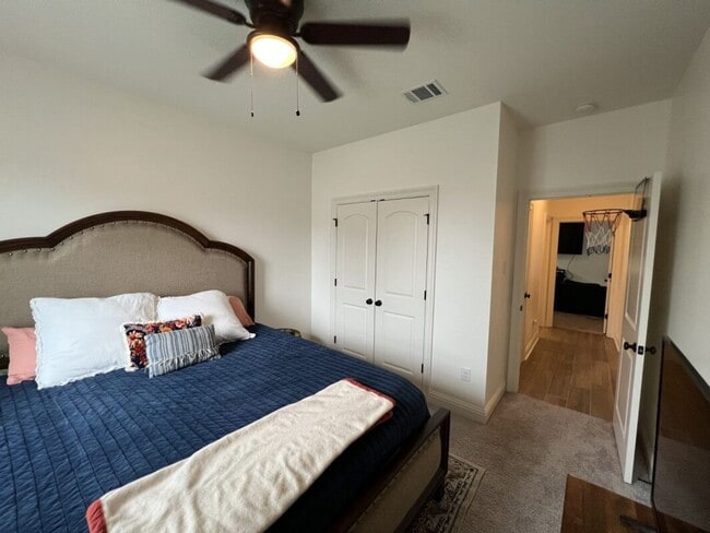 Building Photo - Spacious 5 Bedroom Home in Lake Haven – Zachary, LA