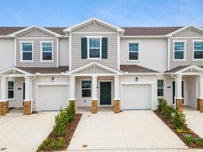 Building Photo - 2701 Skyline Lp