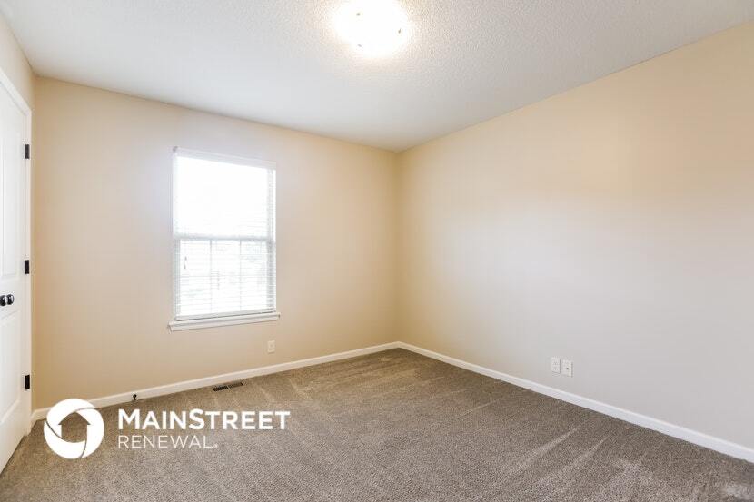 Building Photo - 1309 NW Hilltop Ln