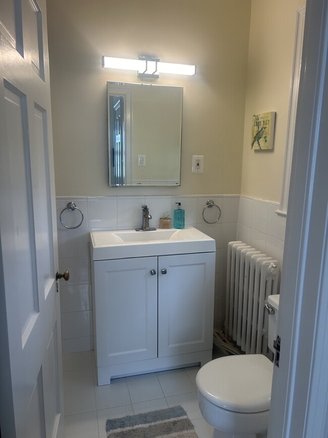 Building Photo - 4825 Butterworth Pl NW