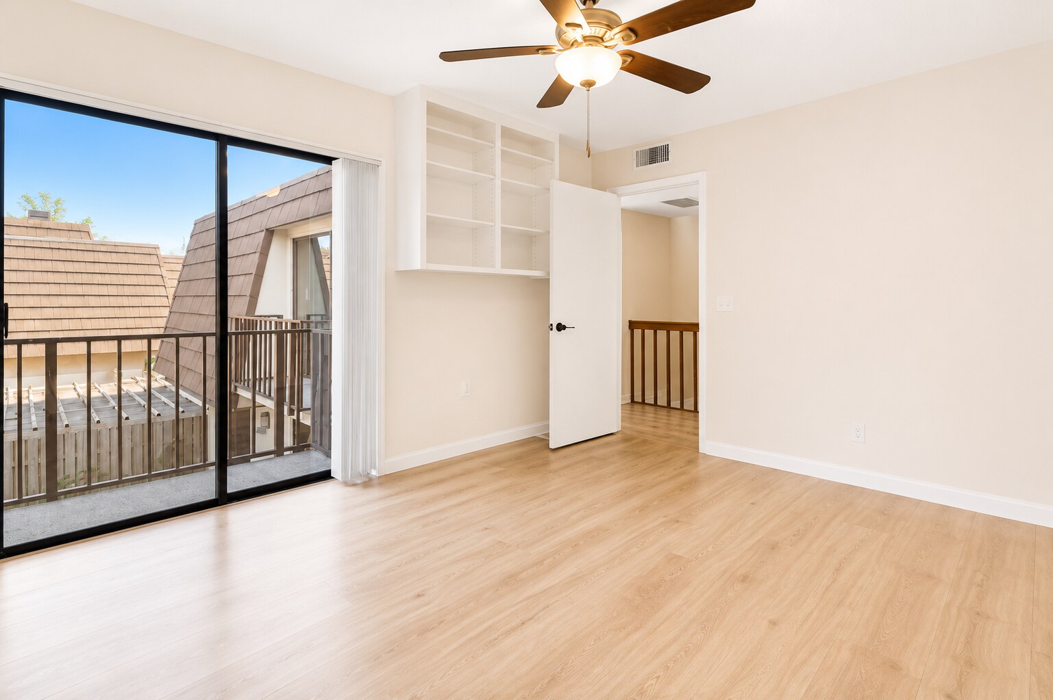 Building Photo - 1304 13th Ln