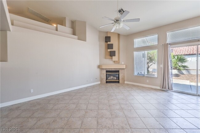 Building Photo - 4765 Calavo St