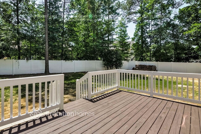 Building Photo - 84 Hastings Dr