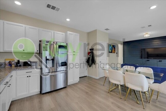 Building Photo - 3843 Bridgemeadow Way