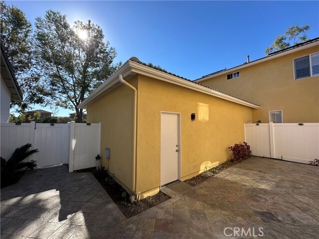 Building Photo - 146 St James