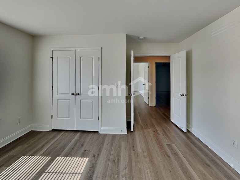 Building Photo - 1001 Haven Ln