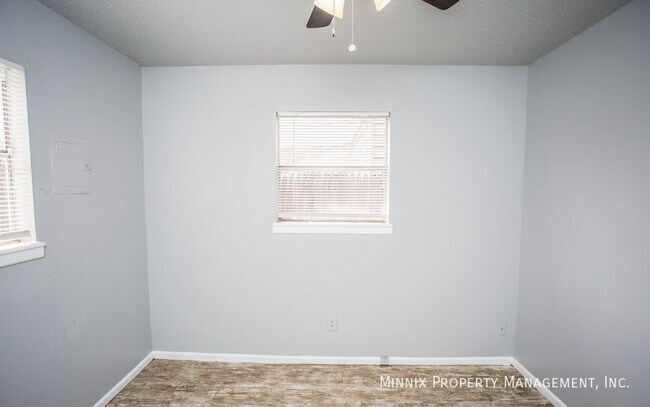 Building Photo - 3104 Ave. N-