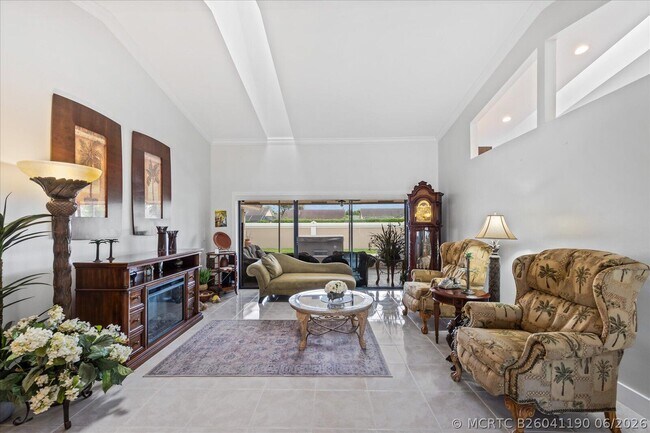 Building Photo - 1654 Farmington Cir