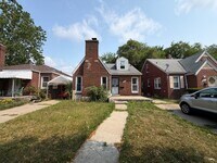 Building Photo - 15819 Eastwood St