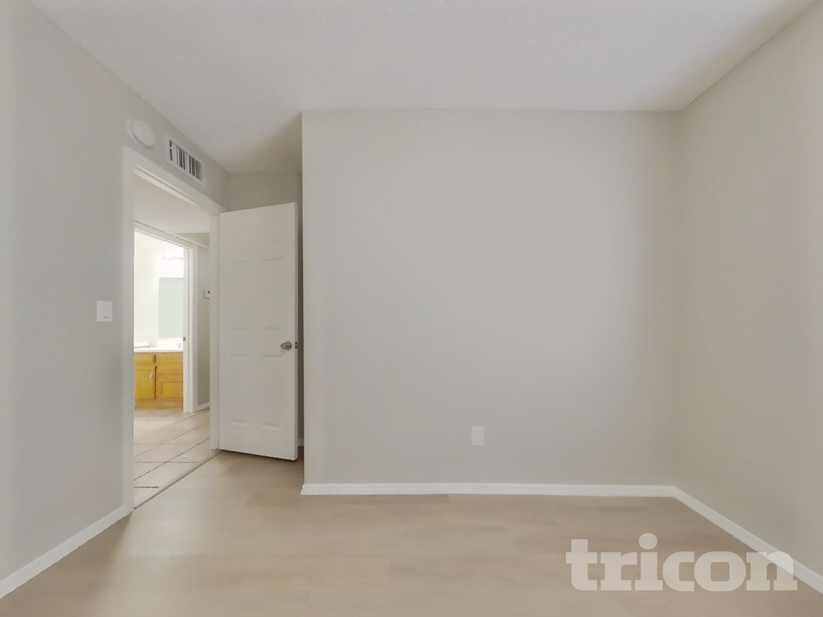 Building Photo - 7310 E Dewan Cir