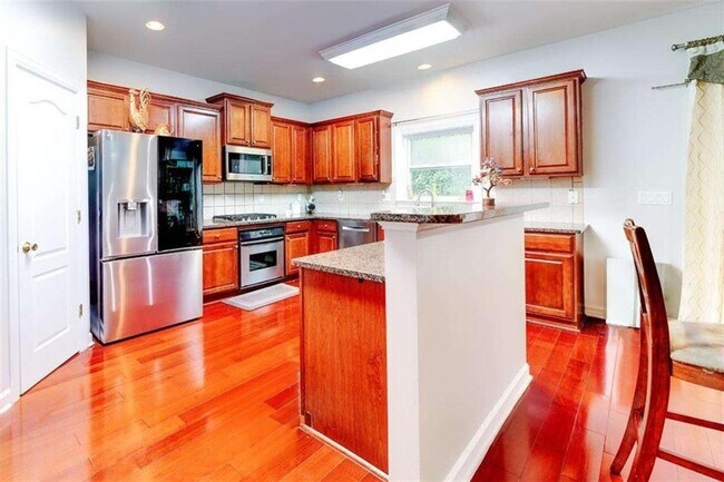 Building Photo - 3420 Gables Ct