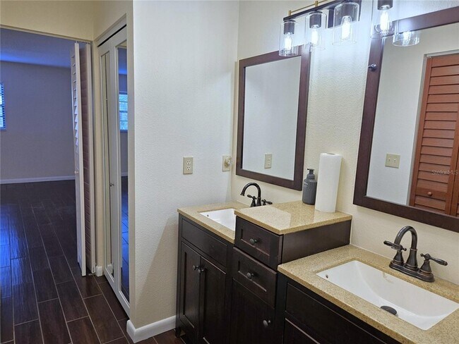 Building Photo - 285 Mission Trl