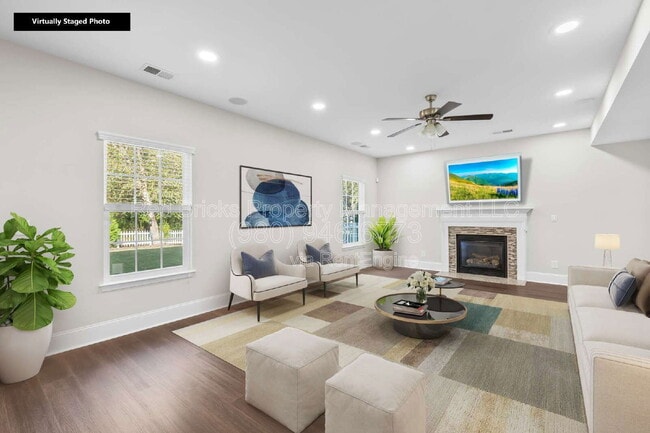 Building Photo - 10988 Flyreel Pl