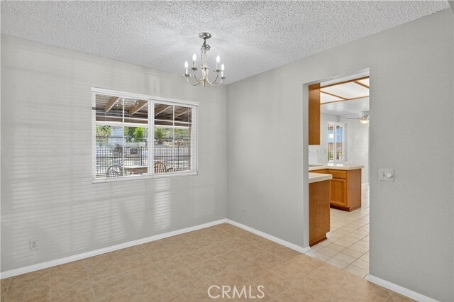 Building Photo - 10728 Valley Dr