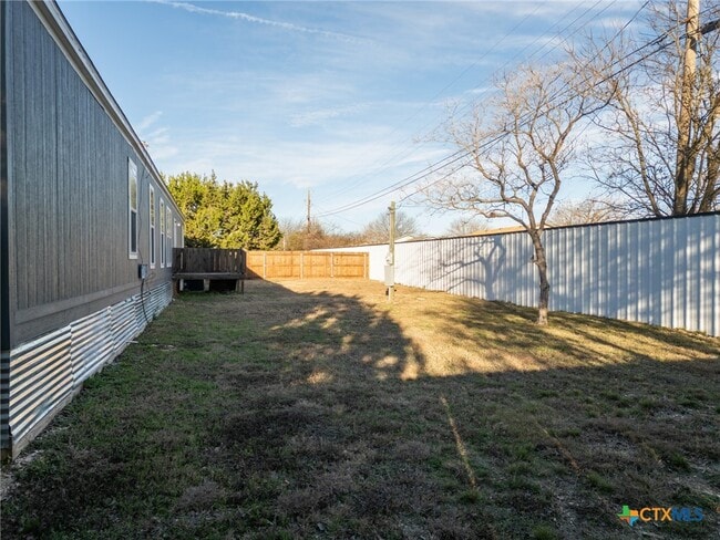 Building Photo - 2963 Barr Ln