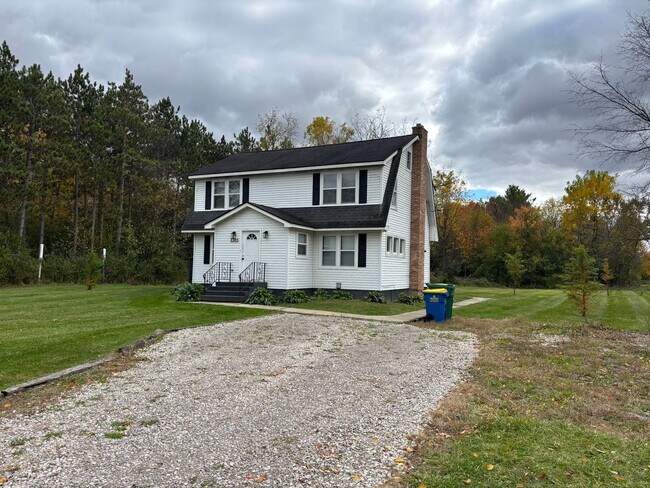 Building Photo - 2325 Johns Town