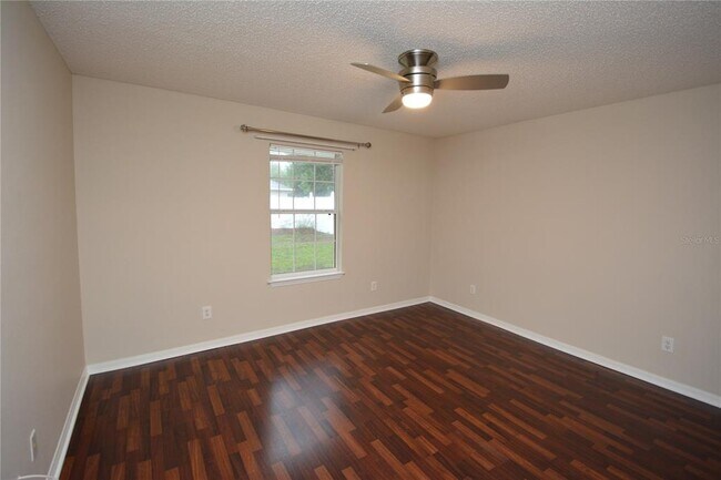 Building Photo - 101 Boulder Rock Dr