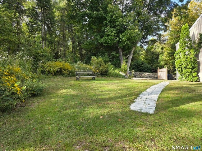 Building Photo - 440 Taylor Hill Rd