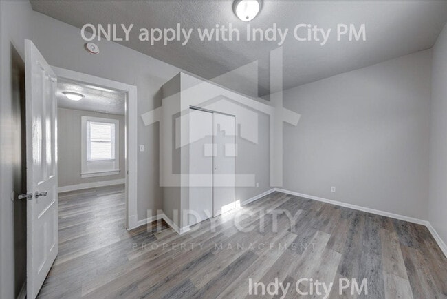 Building Photo - 53 E Raymond St