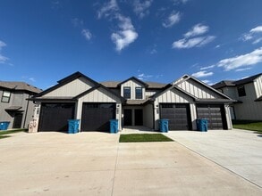 Building Photo - 81 SE 351st Rd