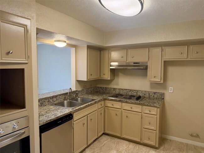 Building Photo - 5429 10th St