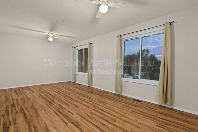 Building Photo - 26 Timberbrook Dr