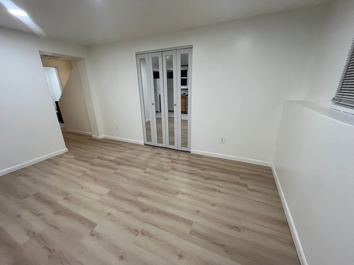Building Photo - 9241 Pinenut Ct