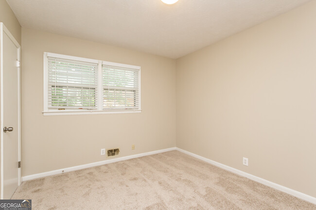 Building Photo - 600 El Prado Ct