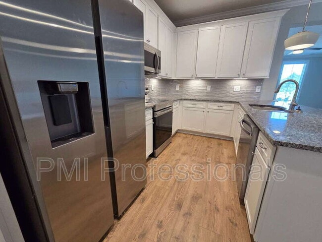 Building Photo - 1373 Rebecca Johns Dr