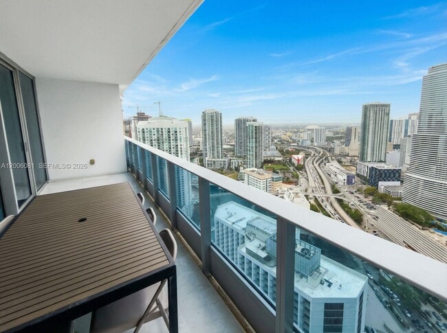 Building Photo - 200 Biscayne Blvd Way