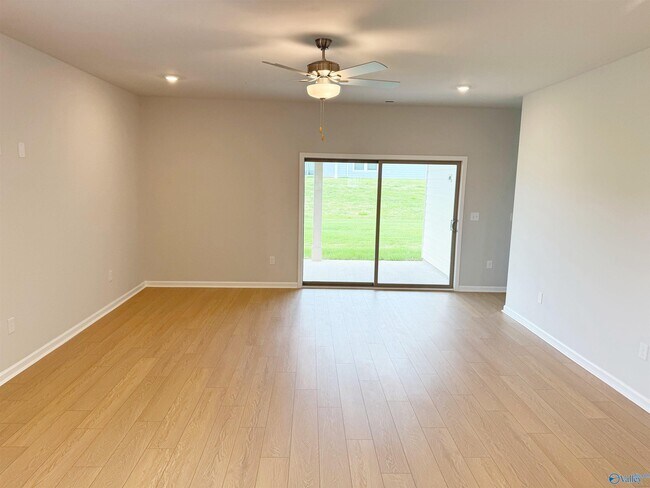 Building Photo - 28529 Whitehall Ln