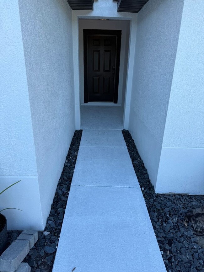 Building Photo - Remodeled Single Family Home in Hunter's Ridge Ormond Beach