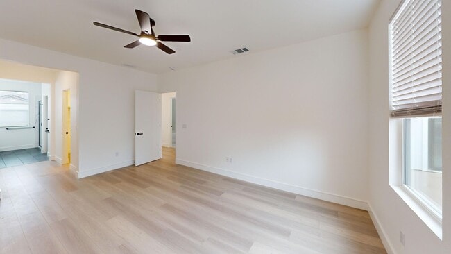 Building Photo - Newly Constructed Modern 3BR Kerry Ranch Home with Private Yard & Solar