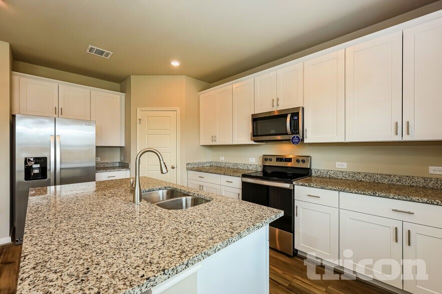 Building Photo - 5707 Jayden Pass