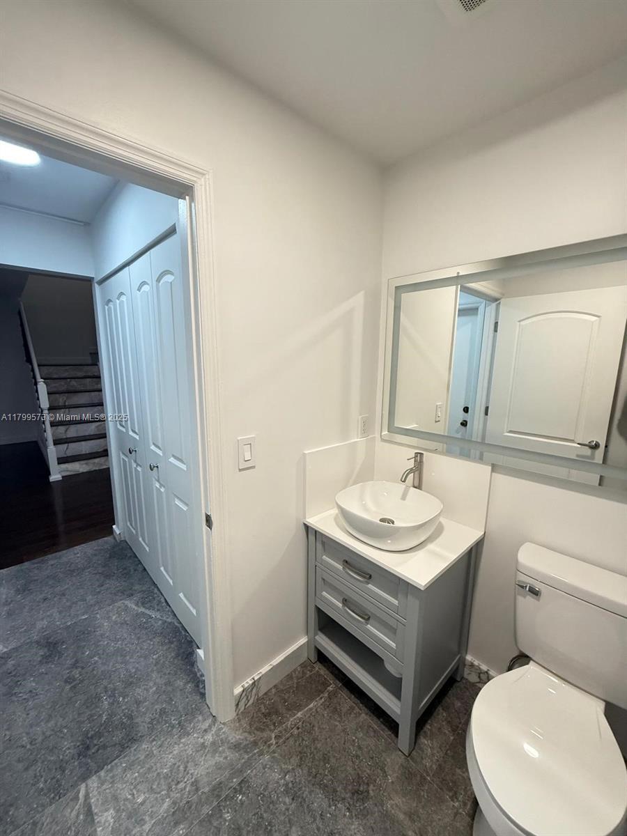 Building Photo - 1696 SW 109th Ter