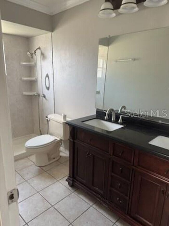 Building Photo - Kissimmee Home