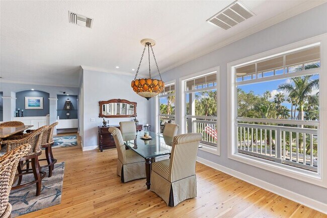 Building Photo - 450 Bayshore Dr