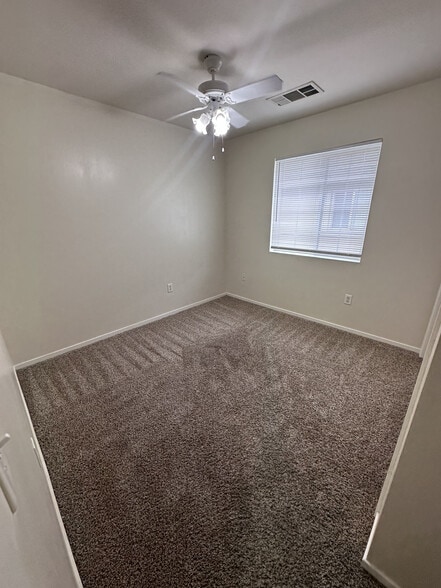 Bedroom #3 - 600 Hosking Ave