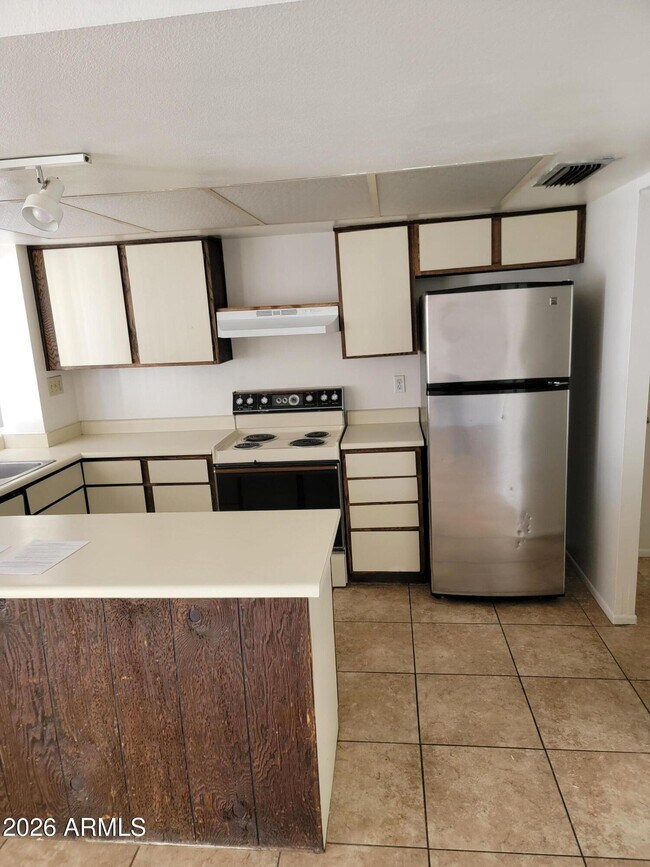 Building Photo - 7854 N 47th Ave