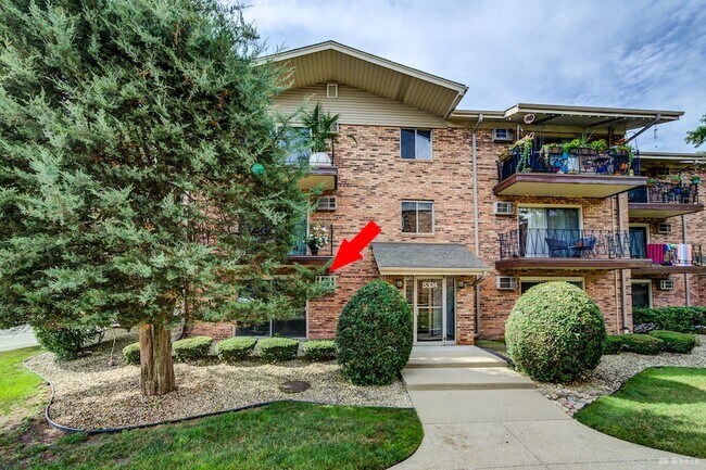 Building Photo - 5324 Waterbury Dr