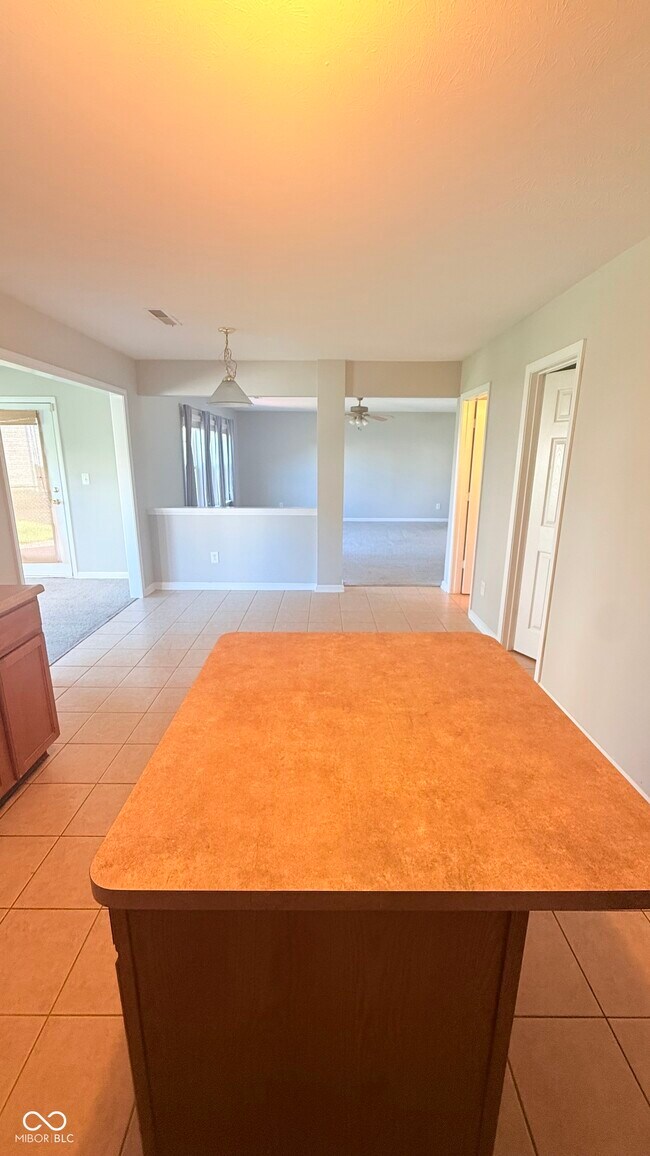Building Photo - 6683 Amherst Way