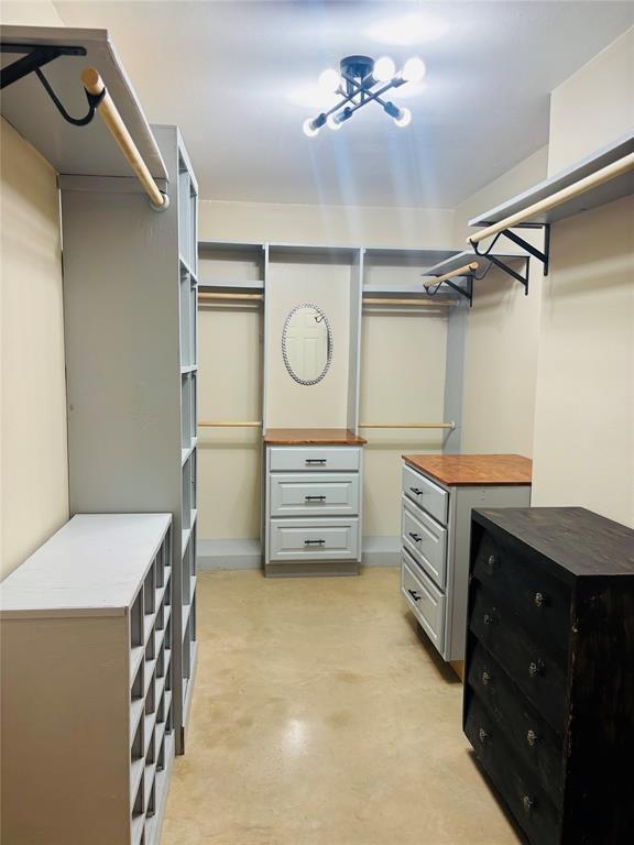 Building Photo - 189 Road Runner Ln