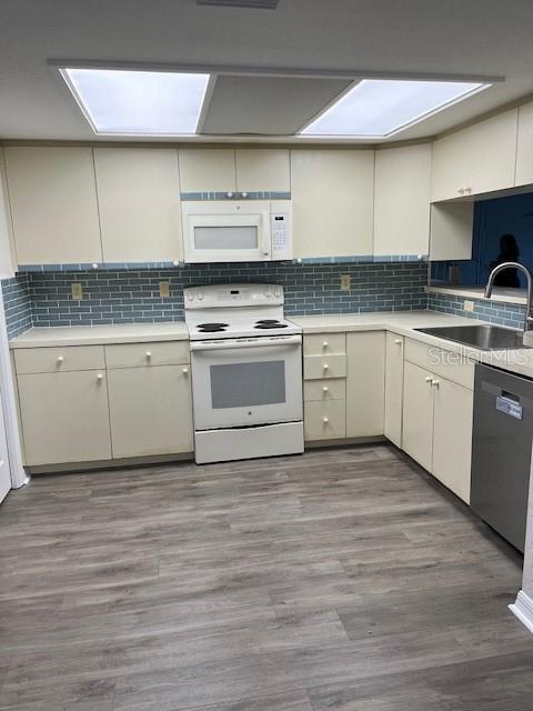 Building Photo - 14839 Seminole Trail