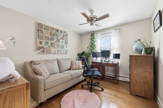 Building Photo - 11 Hillcrest Ave