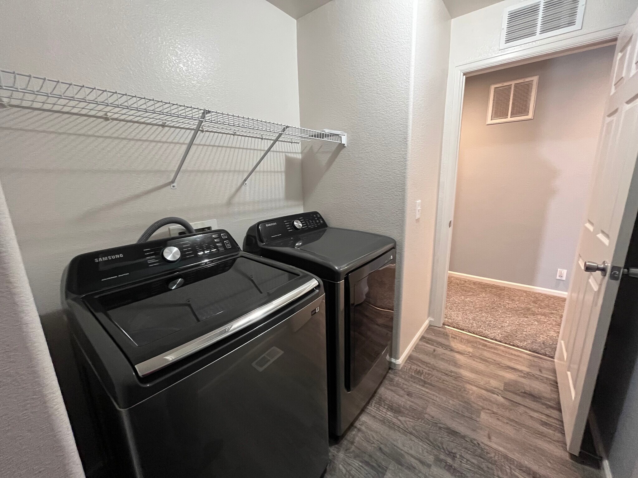 Building Photo - 1888 Reilly Grv